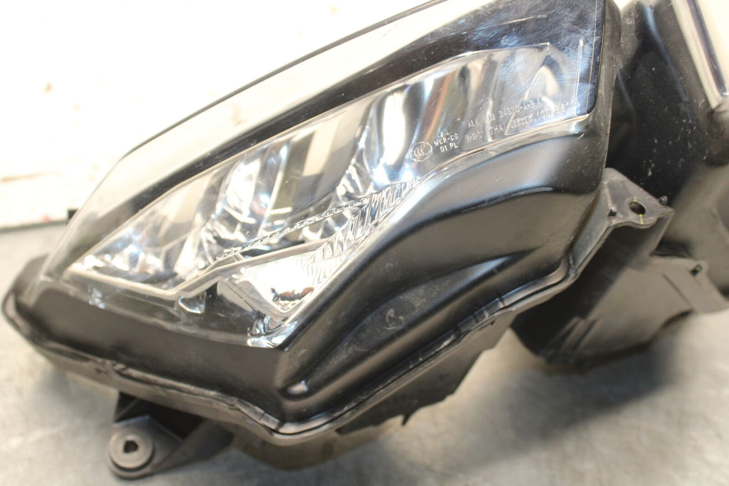 18-24 KAWASAKI NINJA 650 FRONT HEADLIGHT HEAD LIGHT LAMP BB725