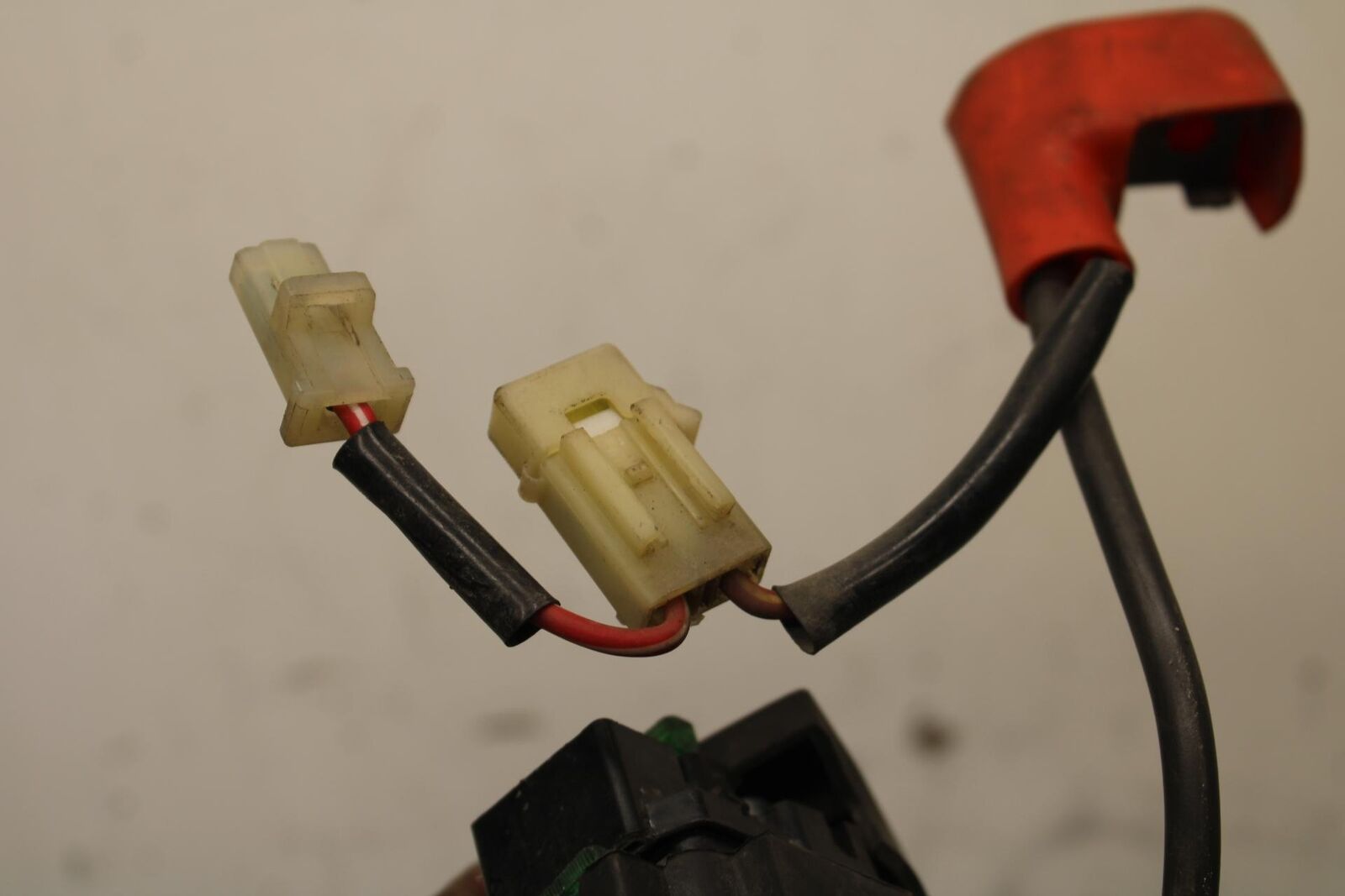 03-04 HONDA CBR600RR ENGINE STARTER RELAY STARTING MOTOR SWITCH  BB637