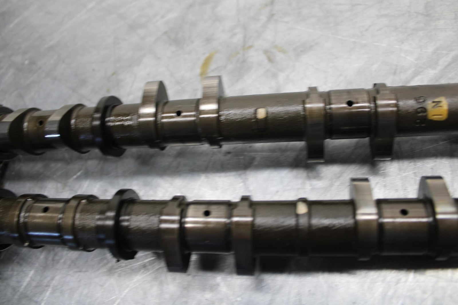 04-05 SUZUKI GSXR600 CAMSHAFT CAMS CAM SHAFTS  12710-29G00 12720-29G00 BB329