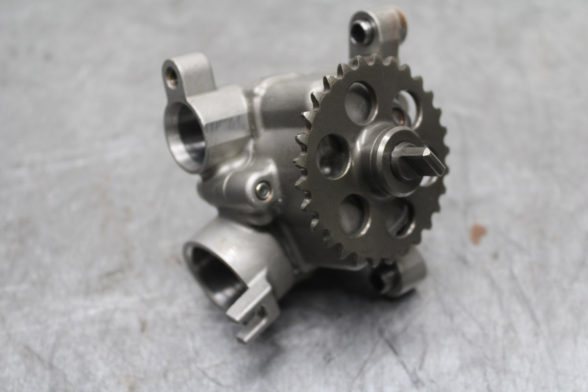 06 YAMAHA YZF R6 ENGINE MOTOR OIL PUMP BB716