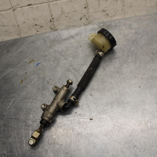 1996 Kawasaki Ninja 600R ZX600C REAR BACK BRAKE MASTER CYLINDER W RESERVOIR BB35