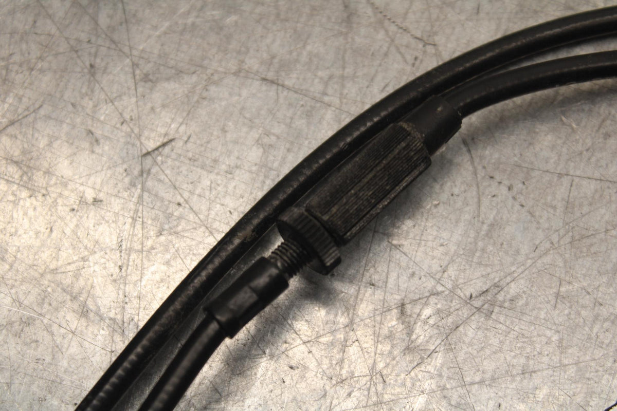 23 KAWASAKI NINJA ZX6R 636 THROTTLE CABLES LINES BB609