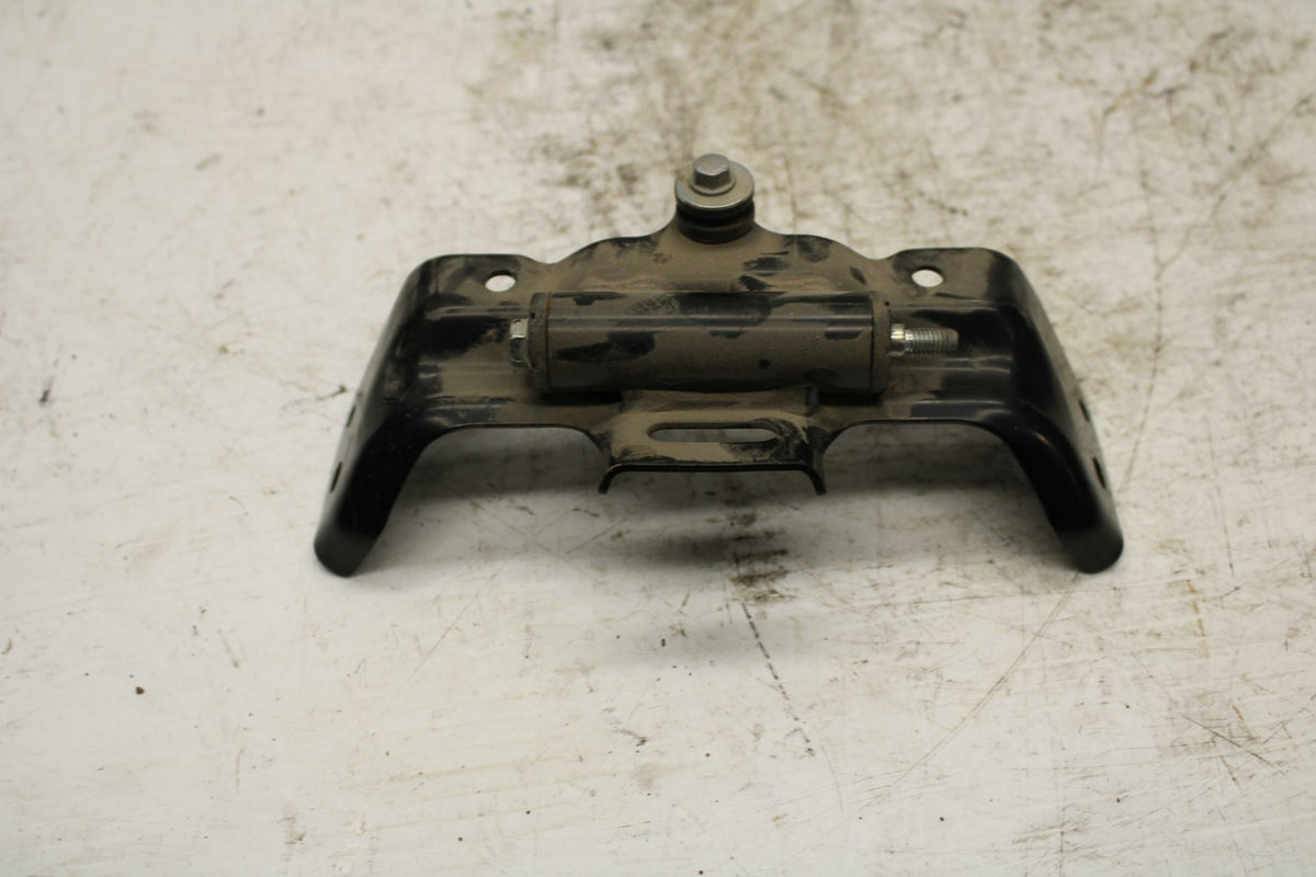 16-18 HONDA CBR500R GAS TANK FUEL CELL PETROL RESERVOIR BRACKET MOUNT BB345