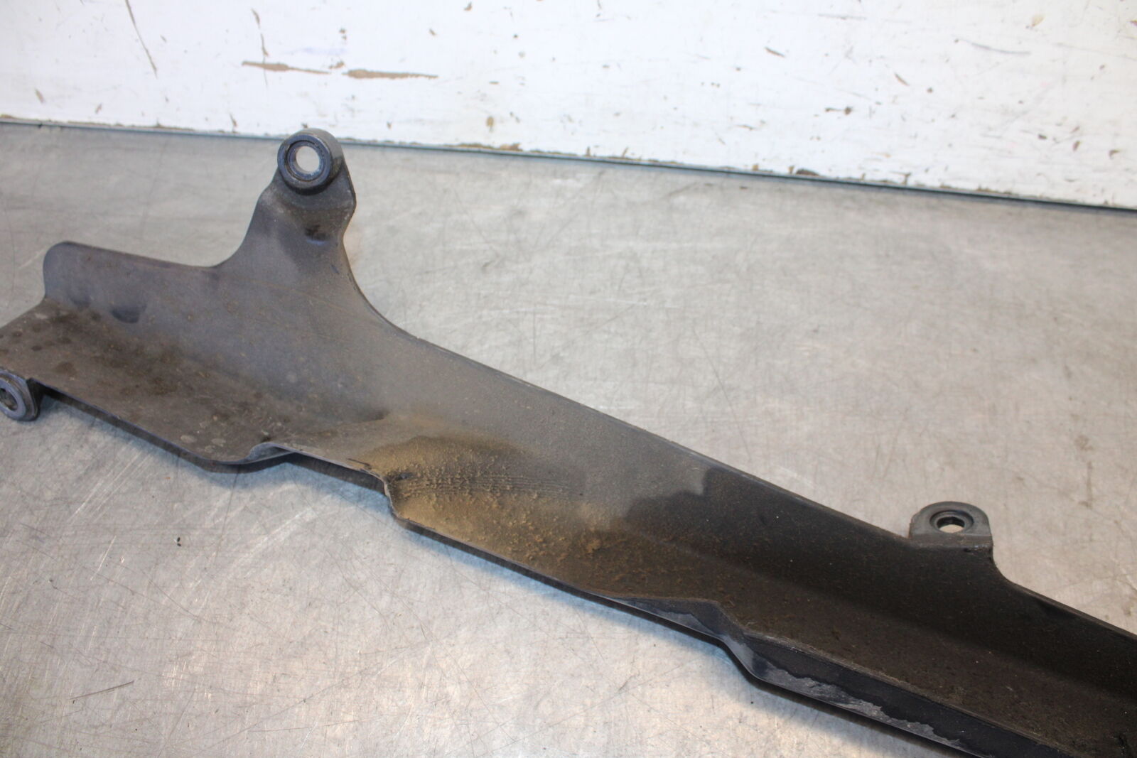 07-12 HONDA CBR600RR REAR BACK DRIVE CHAIN GUARD COVER SHIELD BB672