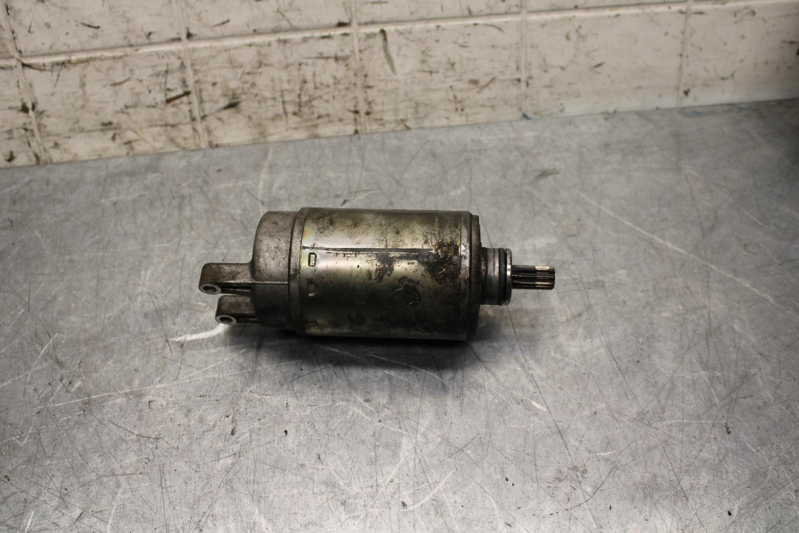 00-01 KAWASAKI ZZR600 ENGINE STARTING STARTER MOTOR -DC 12V BB568