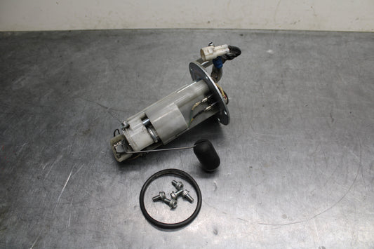 09-11 SUZUKI GSXR1000 FUEL PUMP GAS PETROL SENDER UNIT BB125