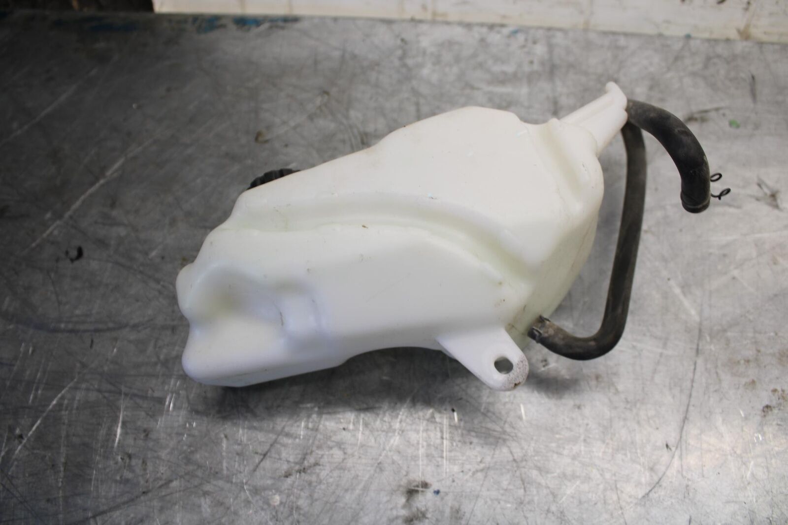 18 KAWASAKI Z 400 COOLANT WATER TANK RESERVOIR BOTTLE BB469