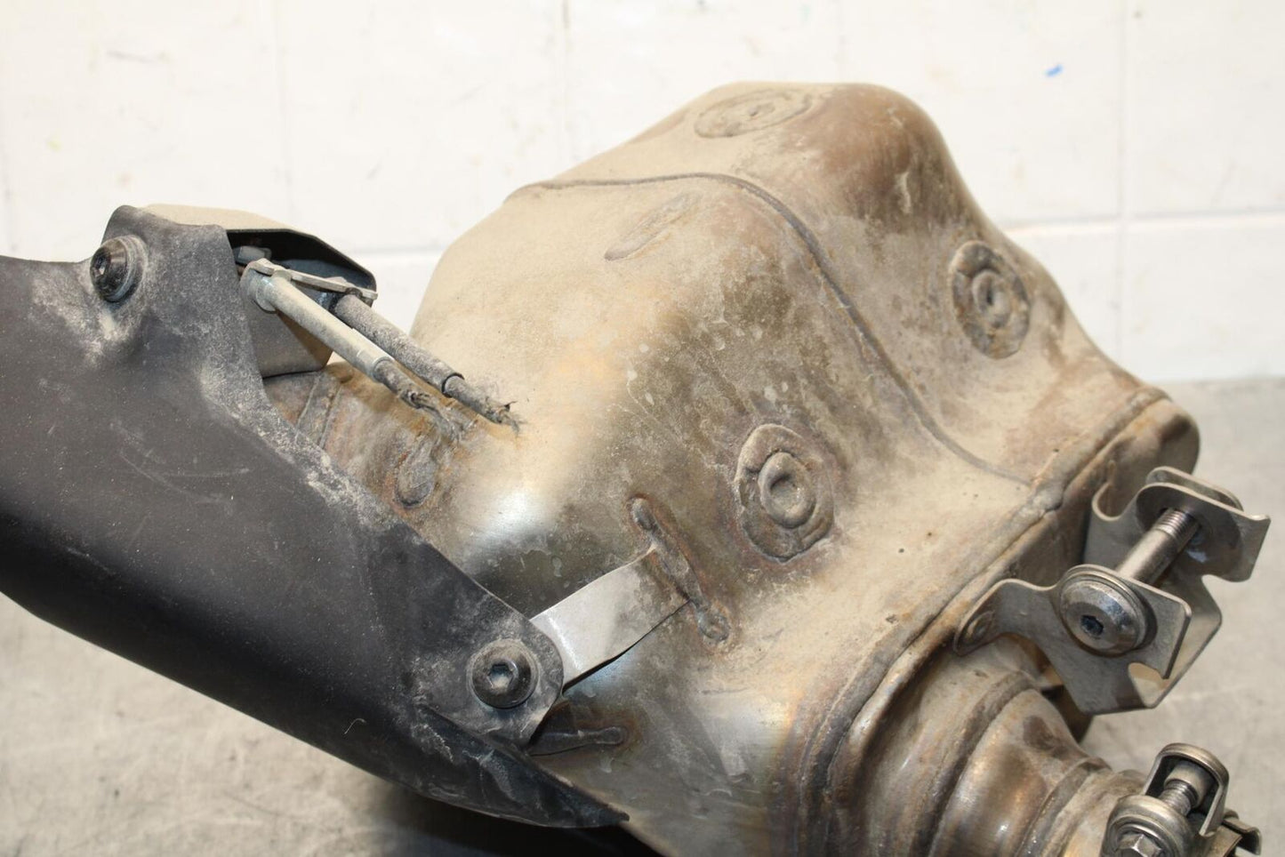 16-20 KAWASAKI ZX10R EXHAUST MIDPIPE MID MIDDLE PIPE BB591