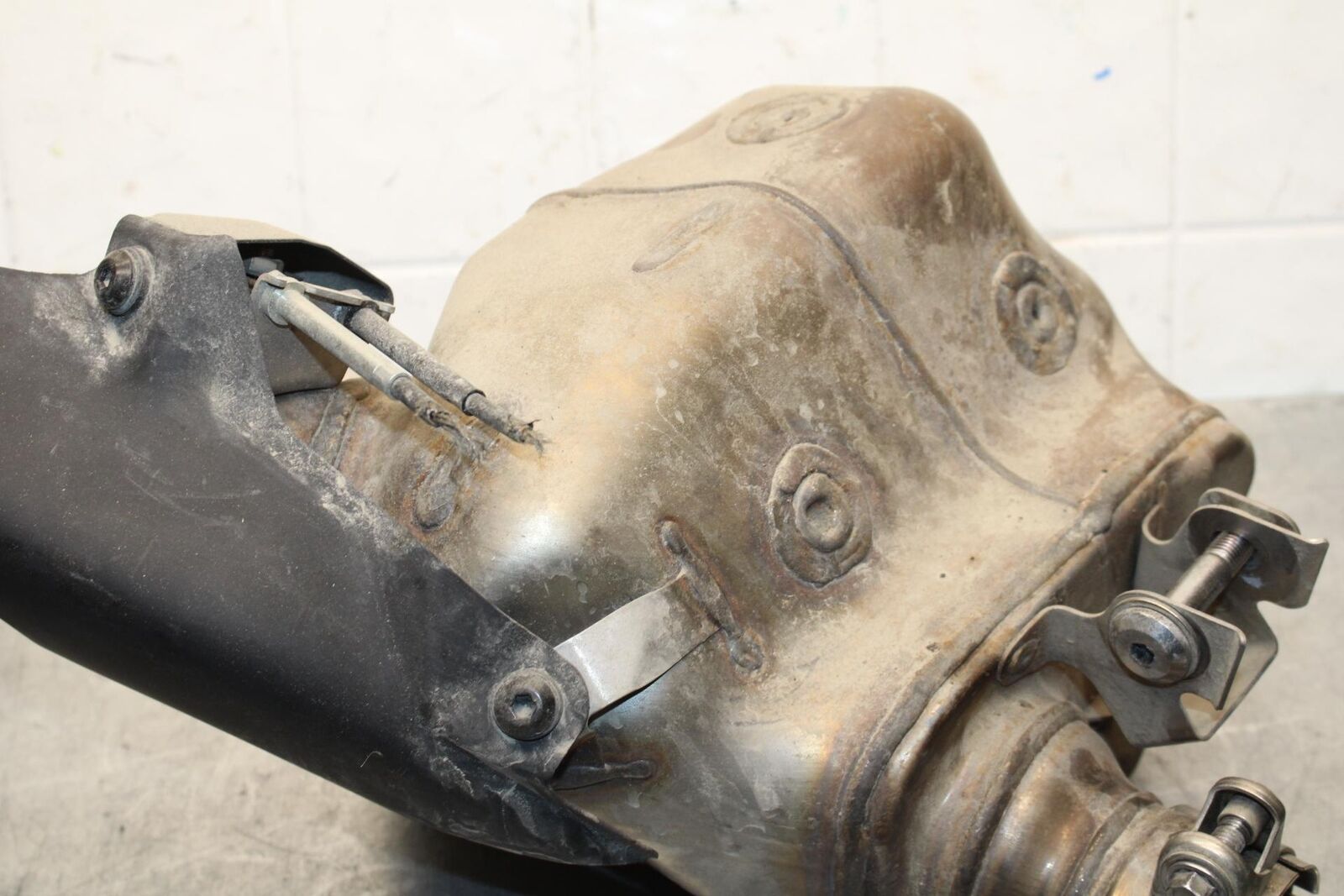 16-20 KAWASAKI ZX10R EXHAUST MIDPIPE MID MIDDLE PIPE BB591