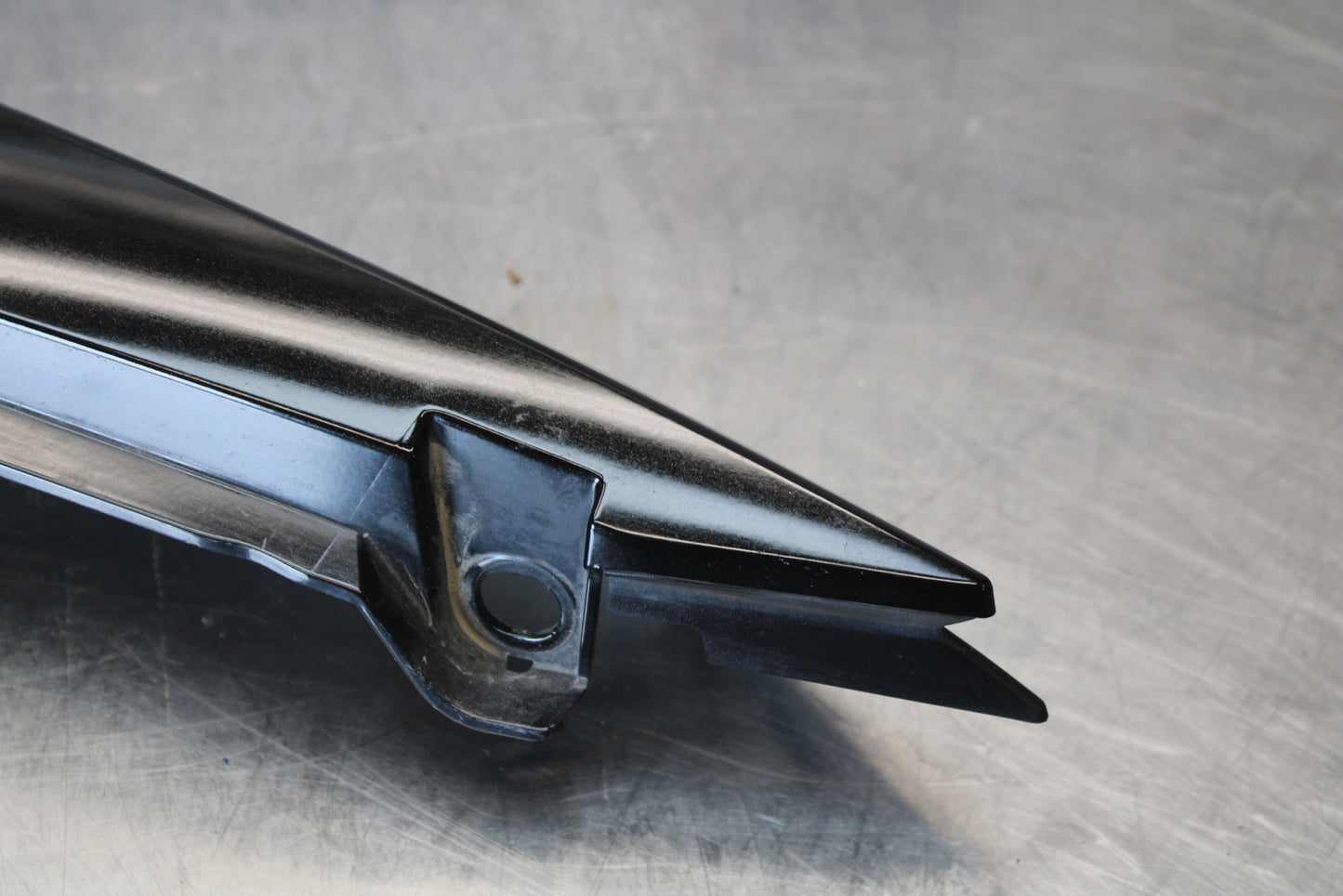 09-15 YAMAHA FZ6R RIGHT REAR BACK TAIL FAIRING COWL SHROUD BB161