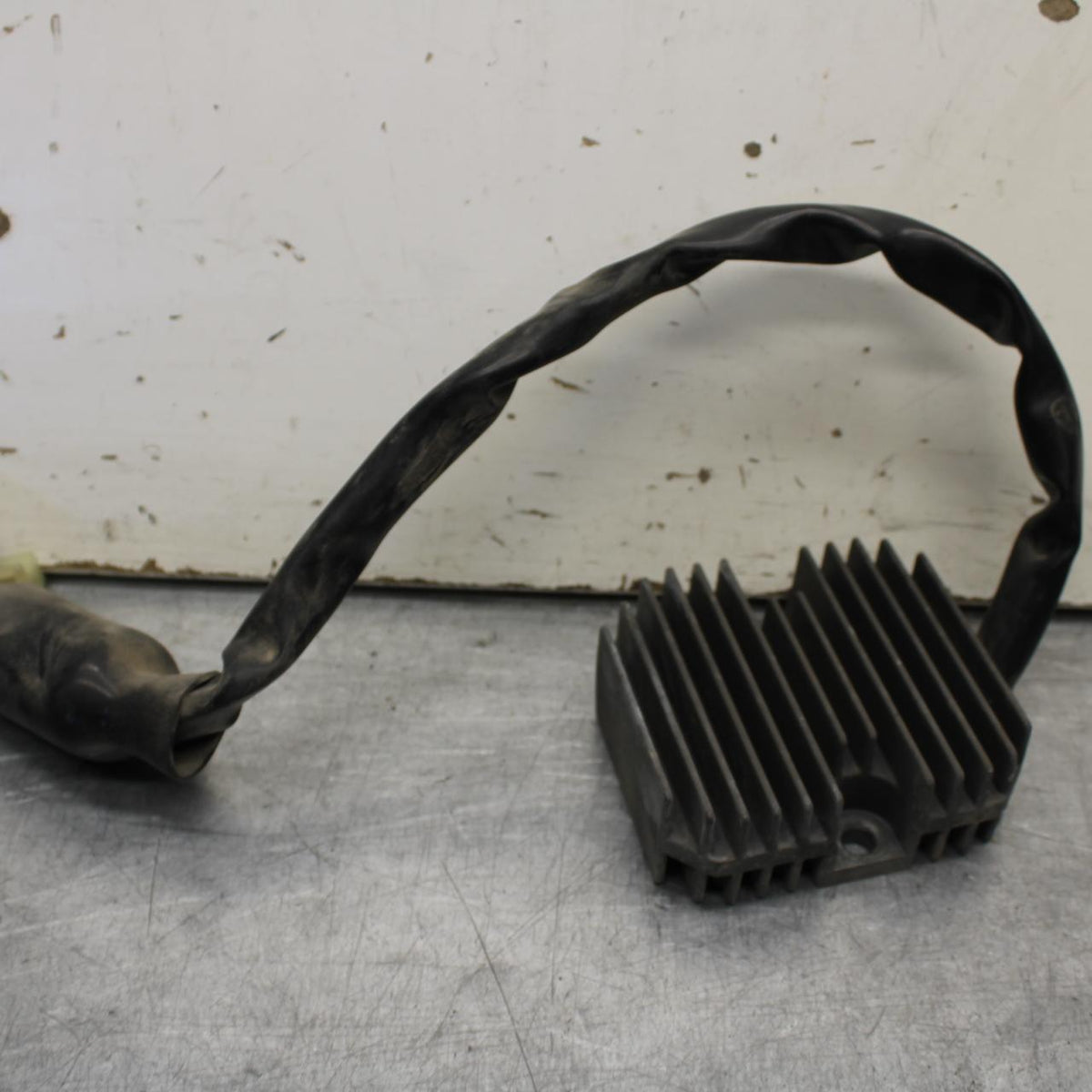 01-02 HONDA SHADOW SPIRIT 750 RECTIFIER VOLTAGE REGULATOR BB632