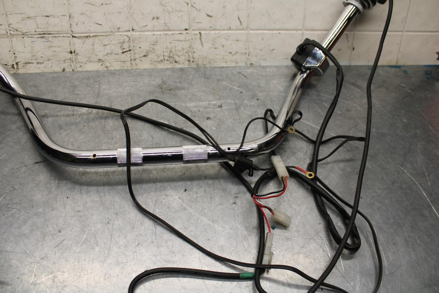 2005 Kawasaki Vulcan 1600 VN1600D Nomad HANDLEBARS HEATED GRIPS BB556