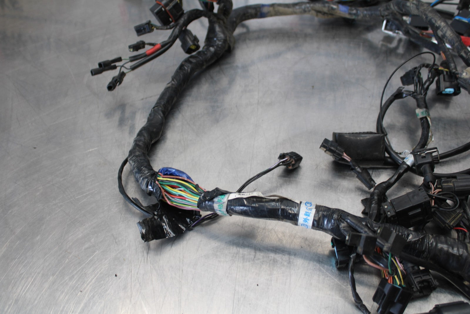 05 TRIUMPH ROCKET III MAIN ENGINE WIRING HARNESS MOTOR WIRE LOOM BB186