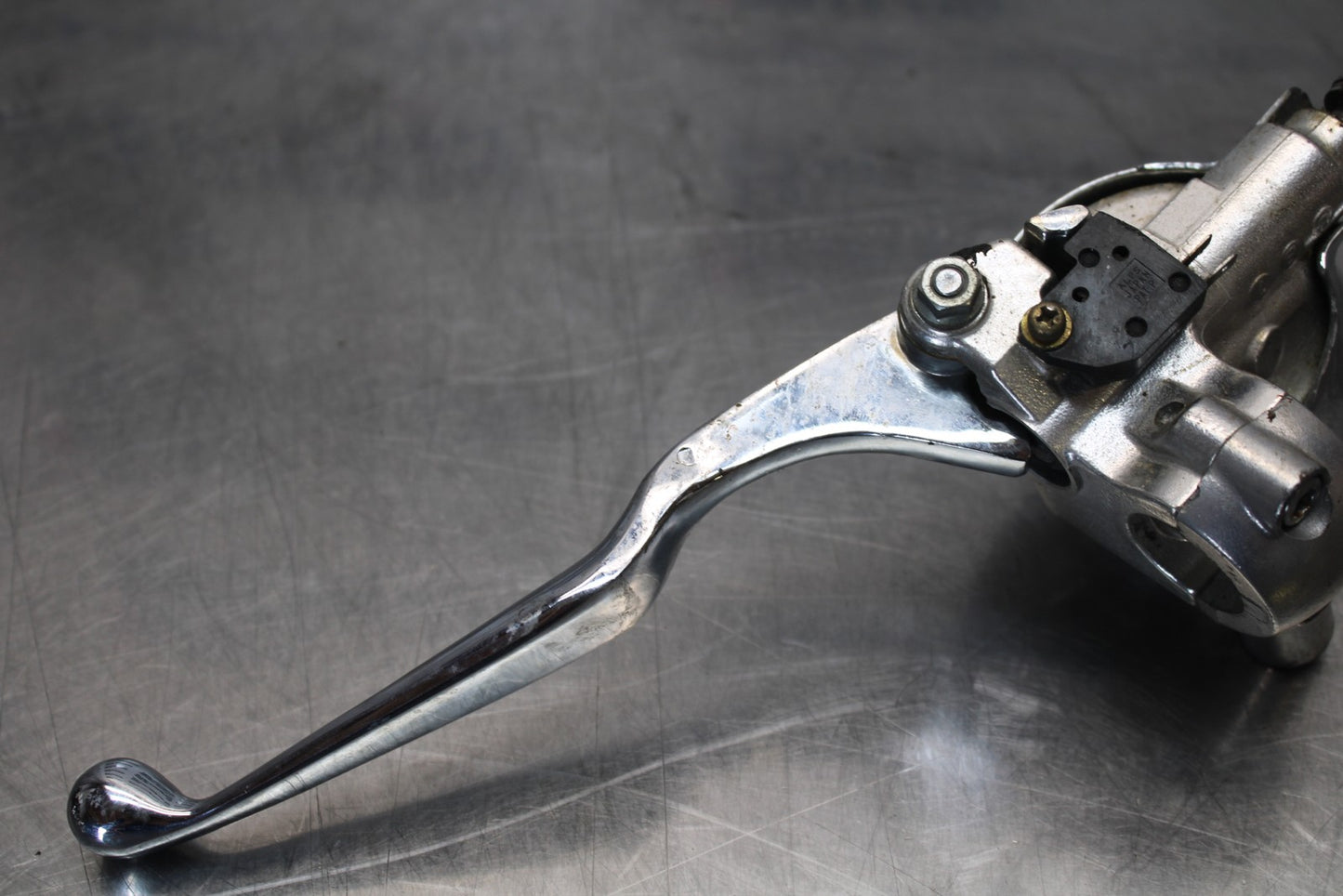 03-08 KAWASAKI VULCAN 1600 FRONT BRAKE MASTER CYLINDER BB196