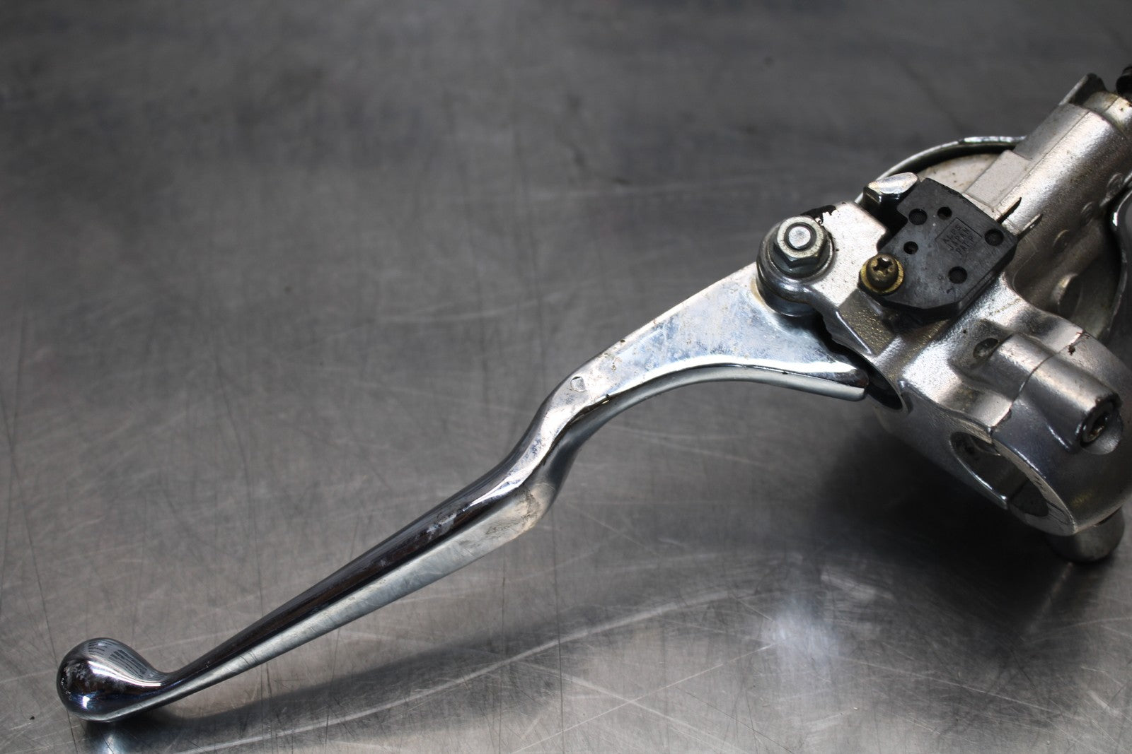 03-08 KAWASAKI VULCAN 1600 FRONT BRAKE MASTER CYLINDER BB196