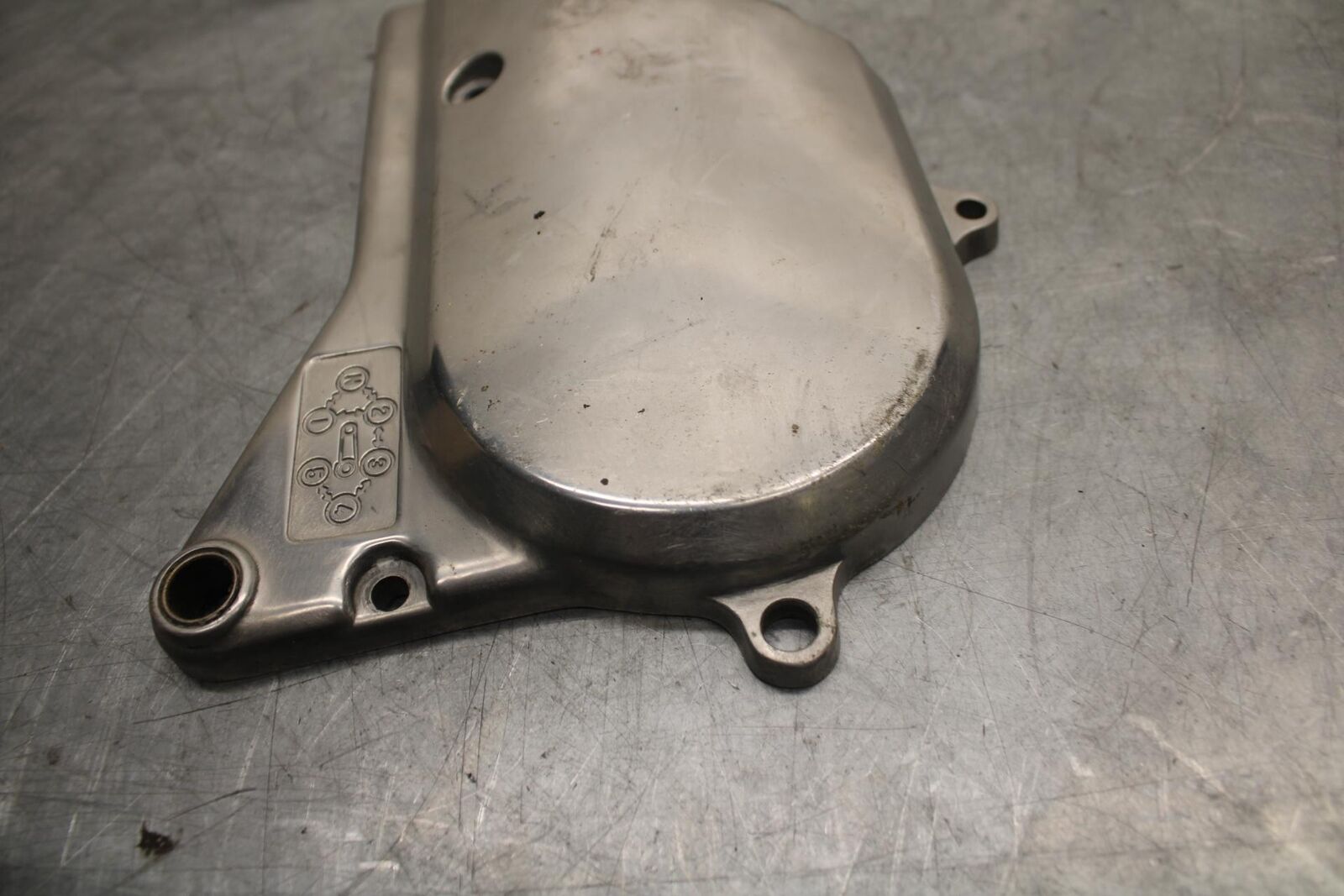 1981 Suzuki GS850G ENGINE SPROCKET COVER BB37
