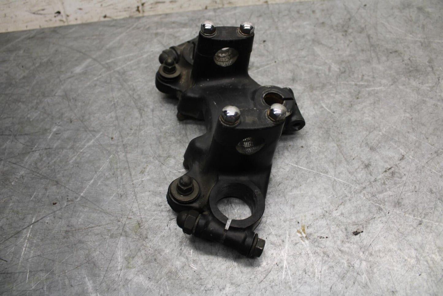 1982 Suzuki GS450L FORKS UPPER TRIPLE TREE CLAMP 51311-44110-291 BB52