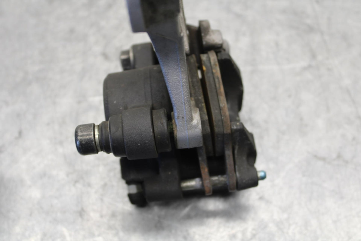 2015 Yamaha FZ09 REAR BACK BRAKE CALIPER W MOUNT BRACKET BB54
