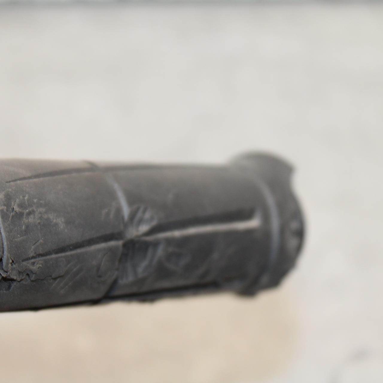 21 KAWASAKI NINJA ZX6R RIGHT THROTTLE GRIP BB647