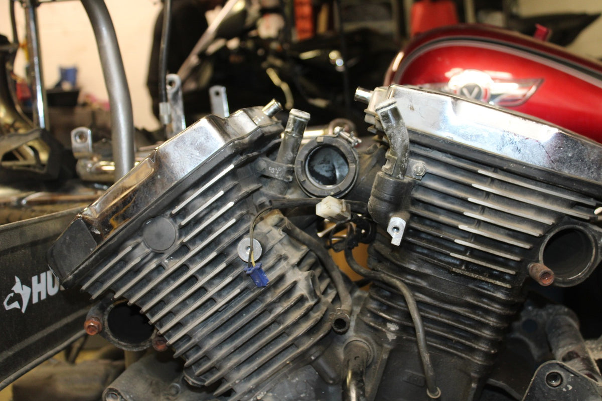 02 KAWASAKI VULCAN 800 VN800B CLASSIC ENGINE MOTOR BB862