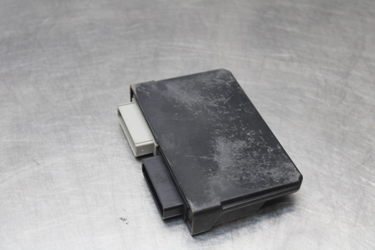 12 TRIUMPH STREET TRIPLE R ECU COMPUTER CONTROLLER UNIT BLACK BOX ECM BB914