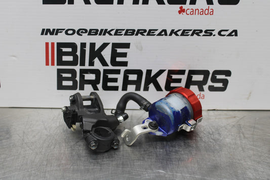 08-10 SUZUKI GSXR 600 FRONT BRAKE MASTER CYLINDER BB202