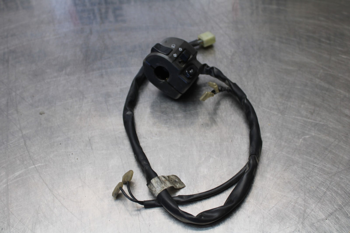 04-05 YAMAHA YZF R1 LEFT CLIP ON HANDLE HORN SIGNALS SWITCH SWITCHES  BB173