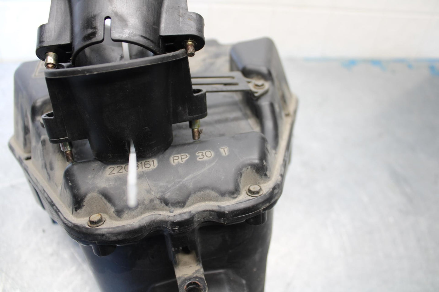 2006 Triumph Daytona 675 Triple AIRBOX AIR INTAKE FILTER BOX BB434