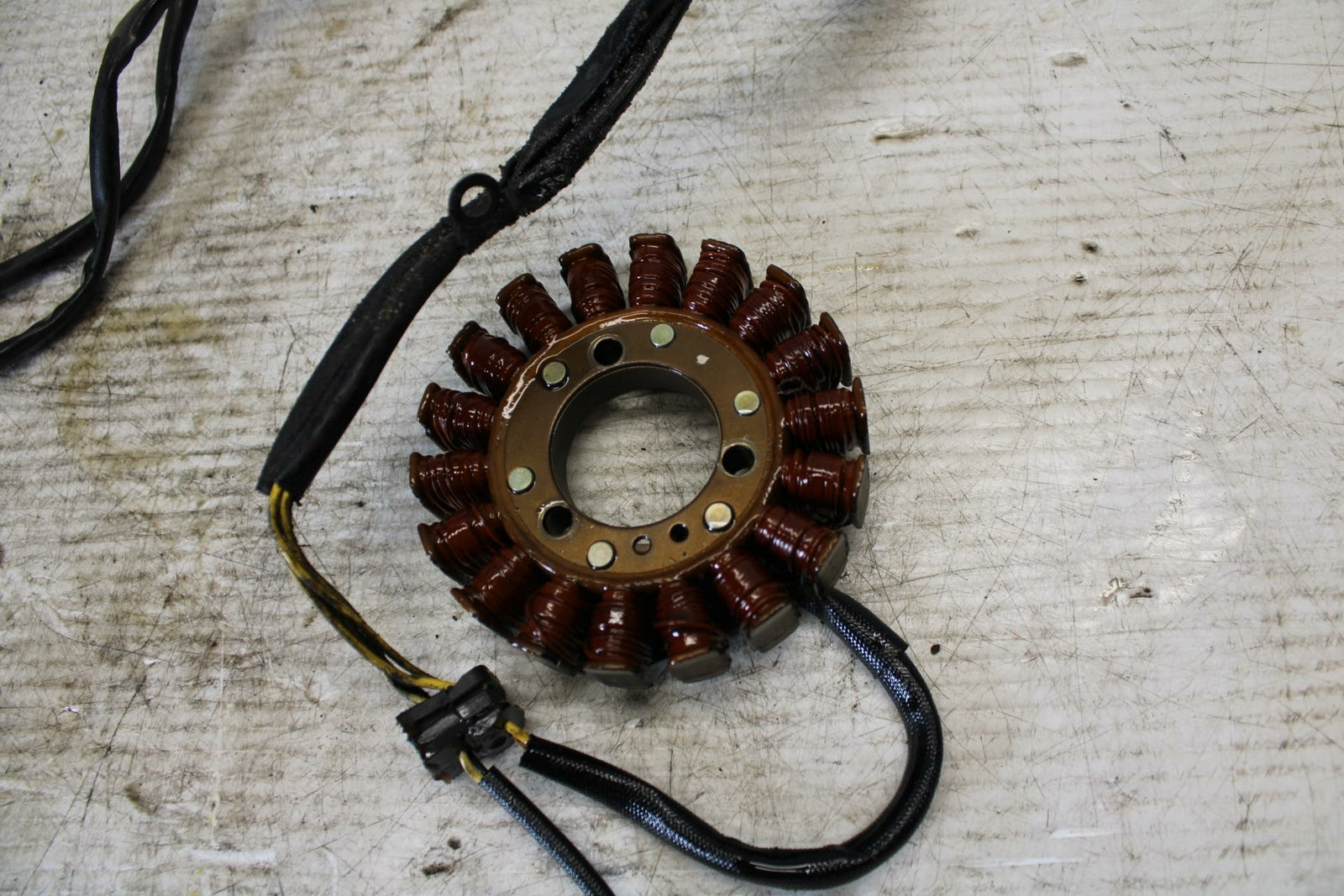 90-07 KAWASAKI ZZR 250 STATOR GENERATOR ALTERNATOR MAGNETO BB298
