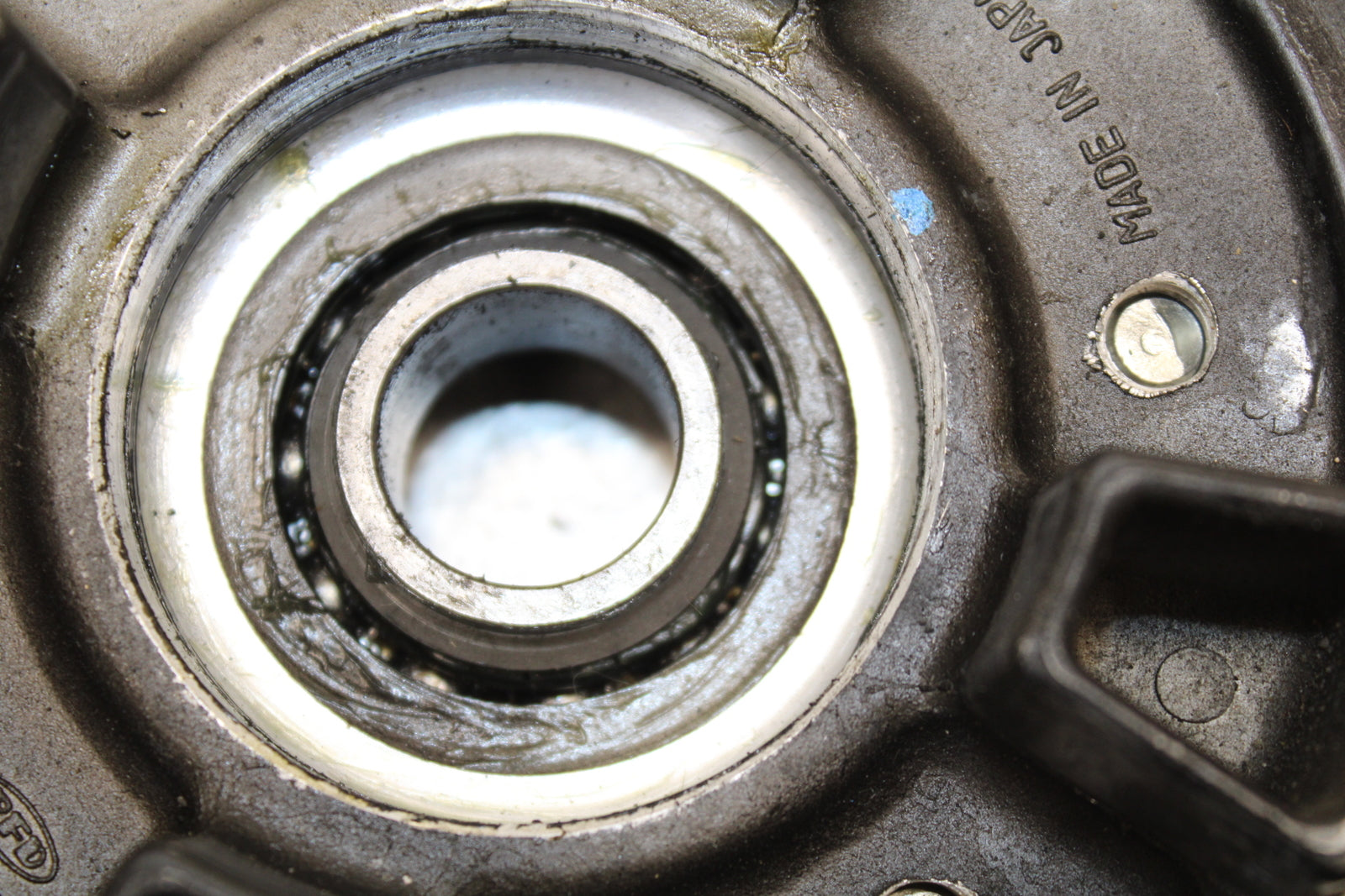 16 KAWASAKI NINJA ZX10R REAR HUB WITH SHOCK DAMPERS CUSH ABSORBERS BB650