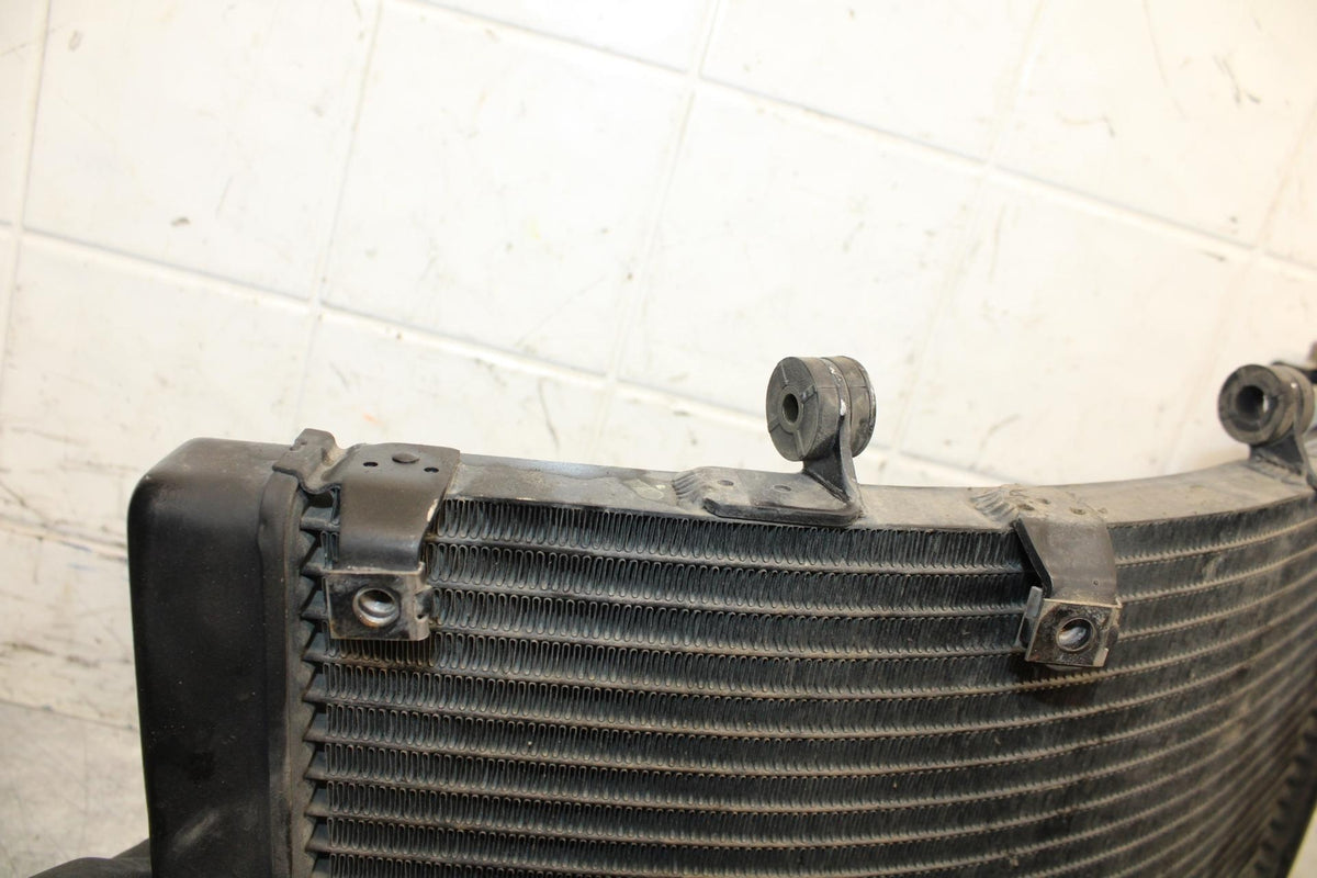 2000 Honda CBR600F4 ENGINE RADIATOR COOLING RADIATER 19010-MBW-671 BB552