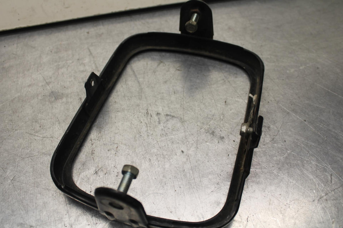 84-86 KAWASAKI GPZ900 HEADLIGHT HEAD LIGHT LAMP TRIM  BB84