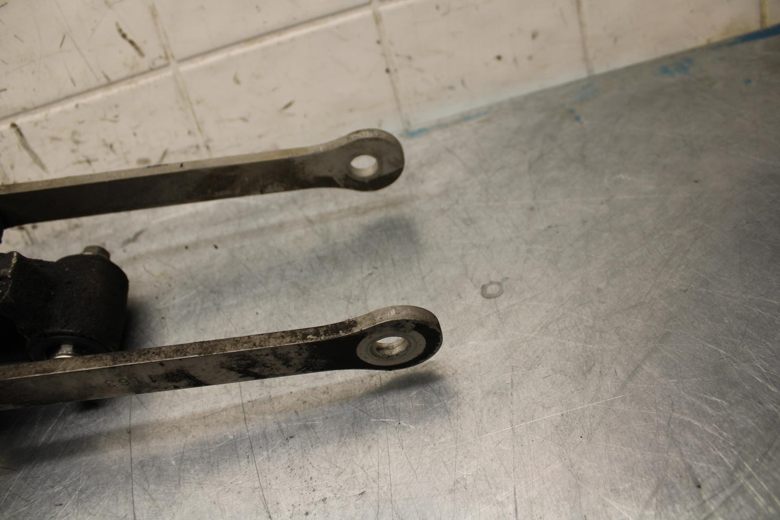 2003 Kawasaki Ninja ZX6RR ZX600K REAR DOGBONE SHOCK LINKAGE LINK BB66