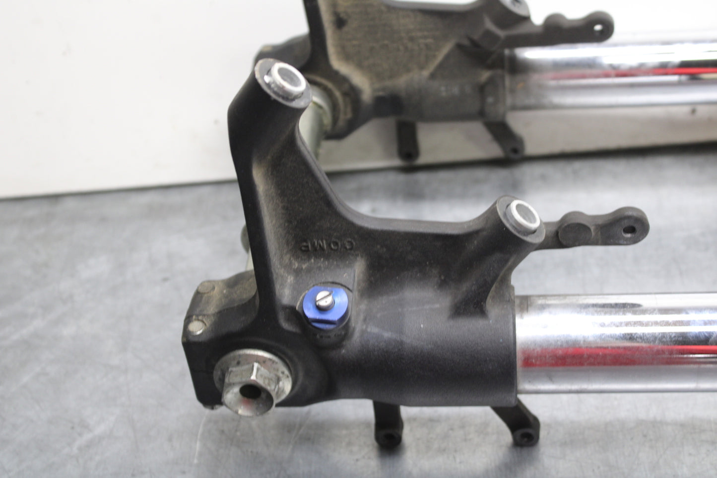 08-10 SUZUKI GSXR 600 COMPLETE FRONT END FORKS SUSPENSION TRIPLE TREE  BB753