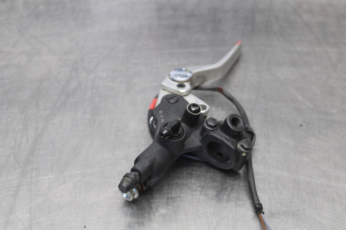 16 APRILIA TUONO V4 1100 FRONT BRAKE MASTER CYLINDER w/ LEVER BB905