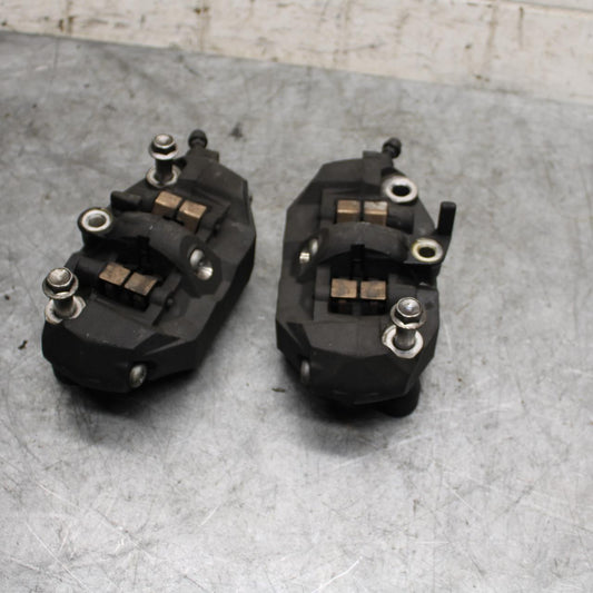 06-07 SUZUKI GSXR600 RIGHT LEFT FRONT BRAKE CALIPER SET PAIR CALIPERS BB543
