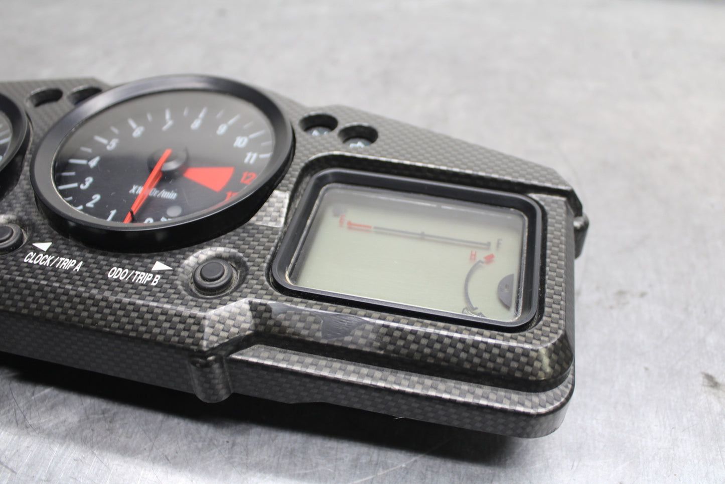 00-05 KAWASAKI NINJA ZX12R SPEEDO TACH GAUGES DISPLAY CLUSTER SPEEDOMETER BB121