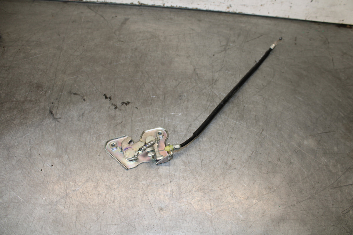 13-15 HONDA CBR500R REAR PASSENGER SEAT LATCH LOCK ASSEMBLY BB704