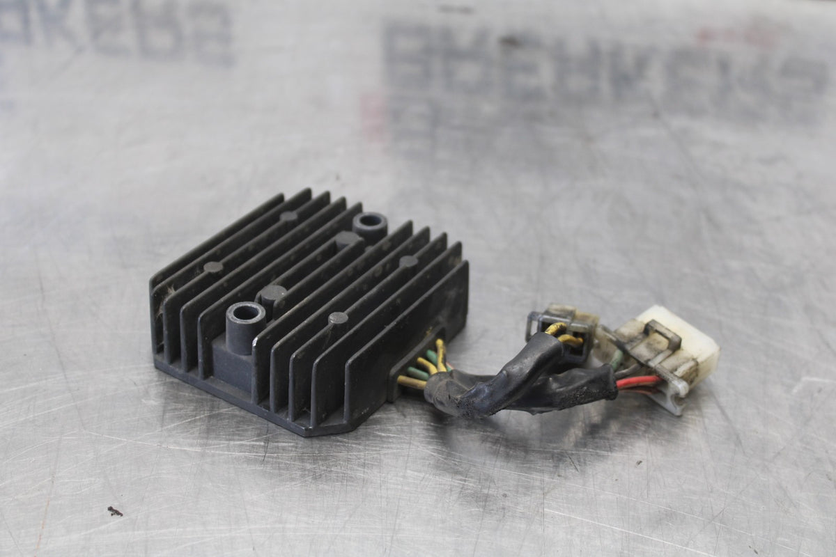 84 HONDA INTERCEPTOR 1000 VF1000F RECTIFIER VOLTAGE REGULATOR BB878