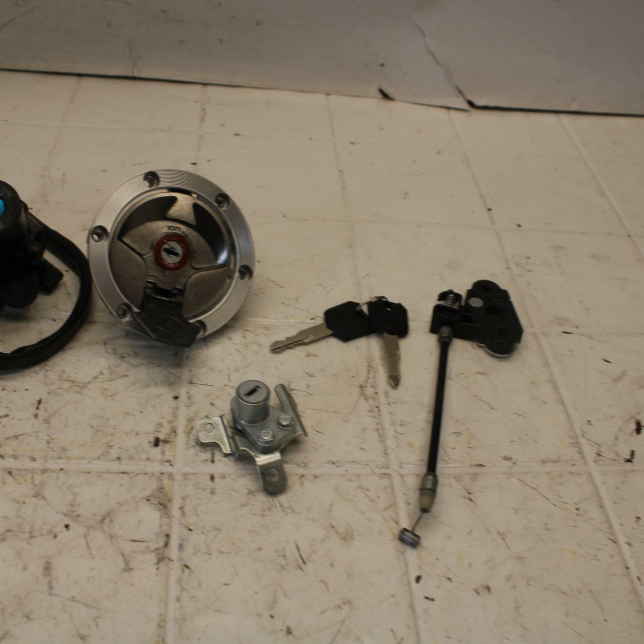 15 KAWASAKI NINJA EX300 ABS AFTERMARKET IGNITION LOCK KEY SET W/ GAS CAP BB14