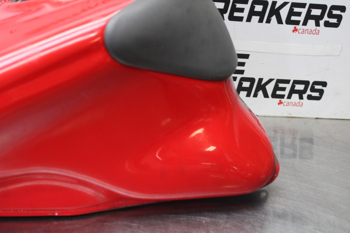 05 DUCATI SUPERSPORT 800 GAS TANK FUEL CELL PETROL RESERVOIR BB913