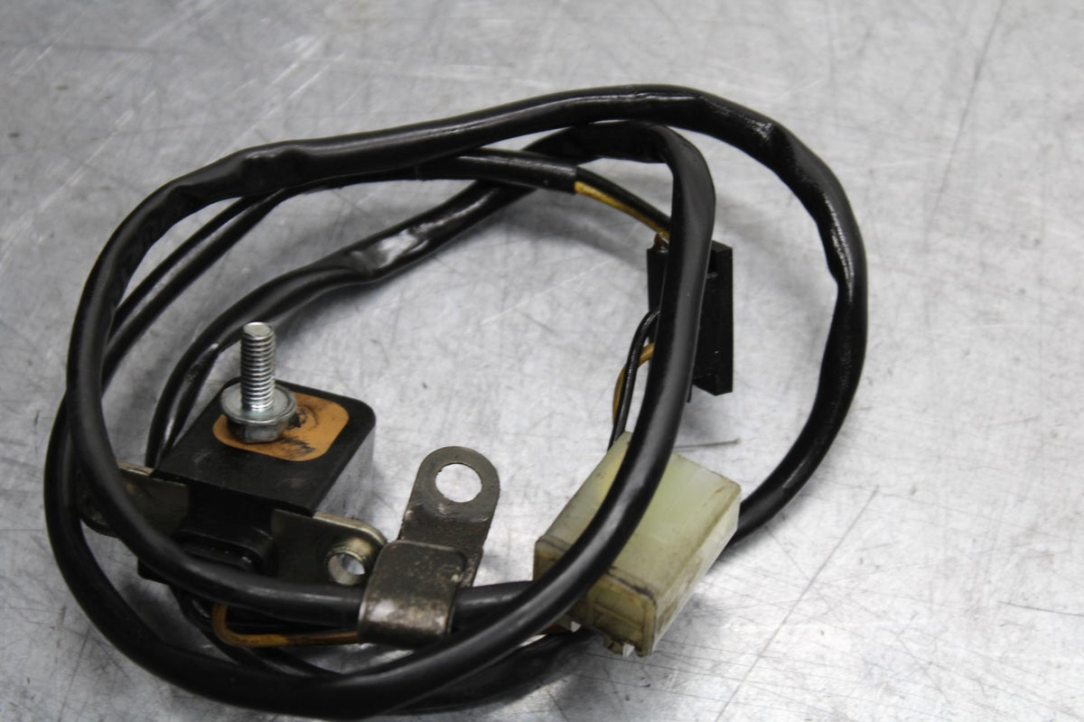 00-01 KAWASAKI ZZR600 ENGINE COVER IGNITION PICKUP BB568