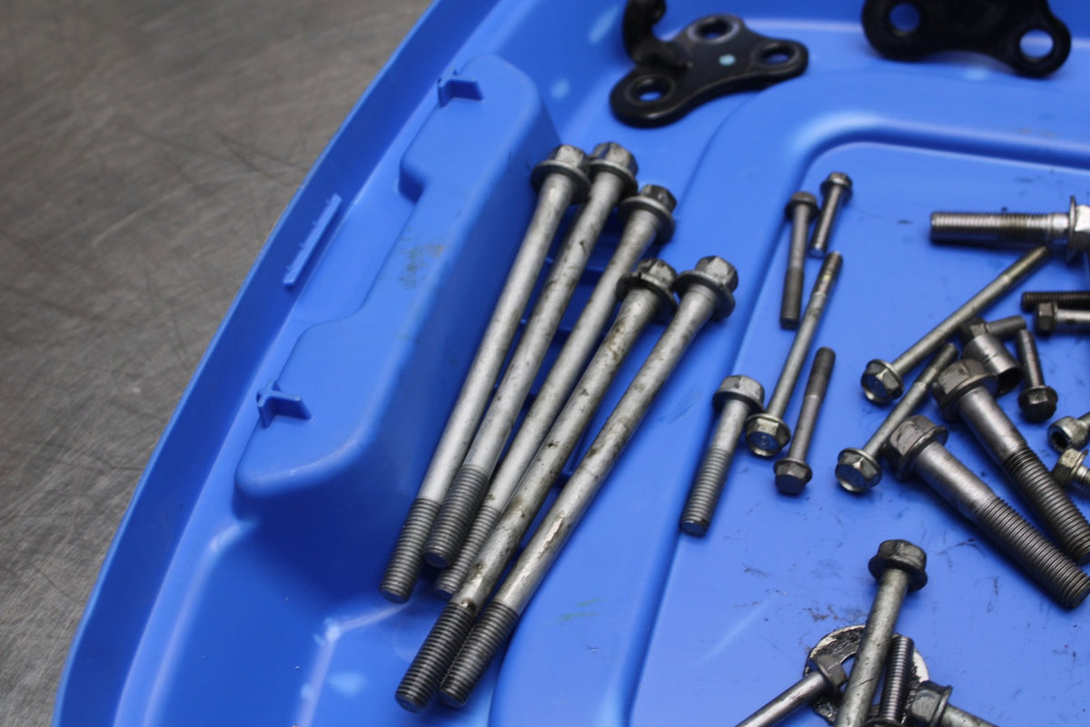 24 KAWASAKI NINJA 500 ABS ENGINE MOUNTING BOLTS HARDWARE MOTOR SCREWS BB818