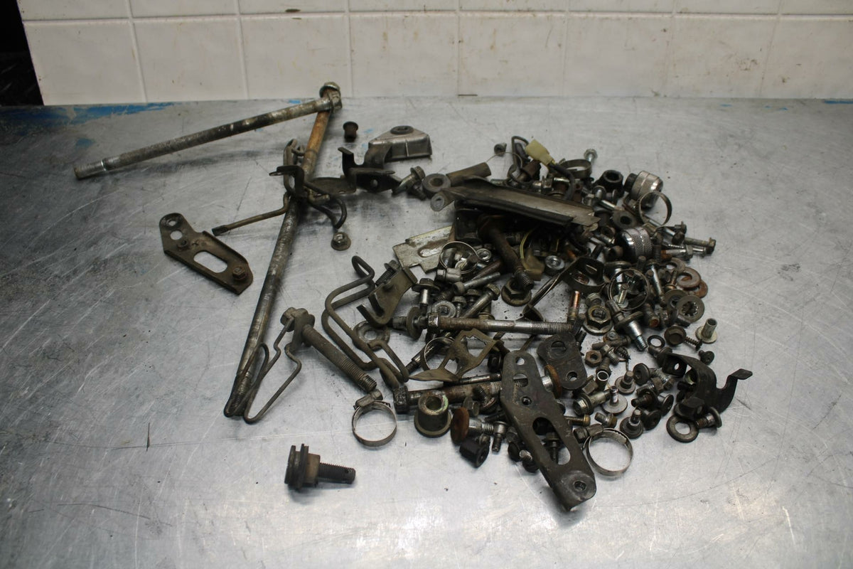 87-96 HONDA CBR1000F ENGINE MOUNTING BOLTS HARDWARE MOTOR SCREWS BB420