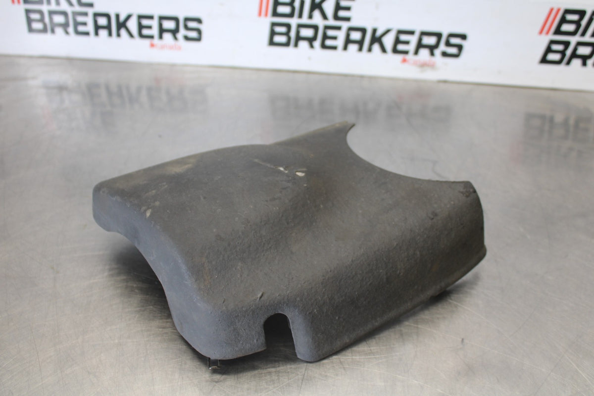 95 HONDA SHADOW 1100 ENGINE DRIVE SPROCKET COVER BB885