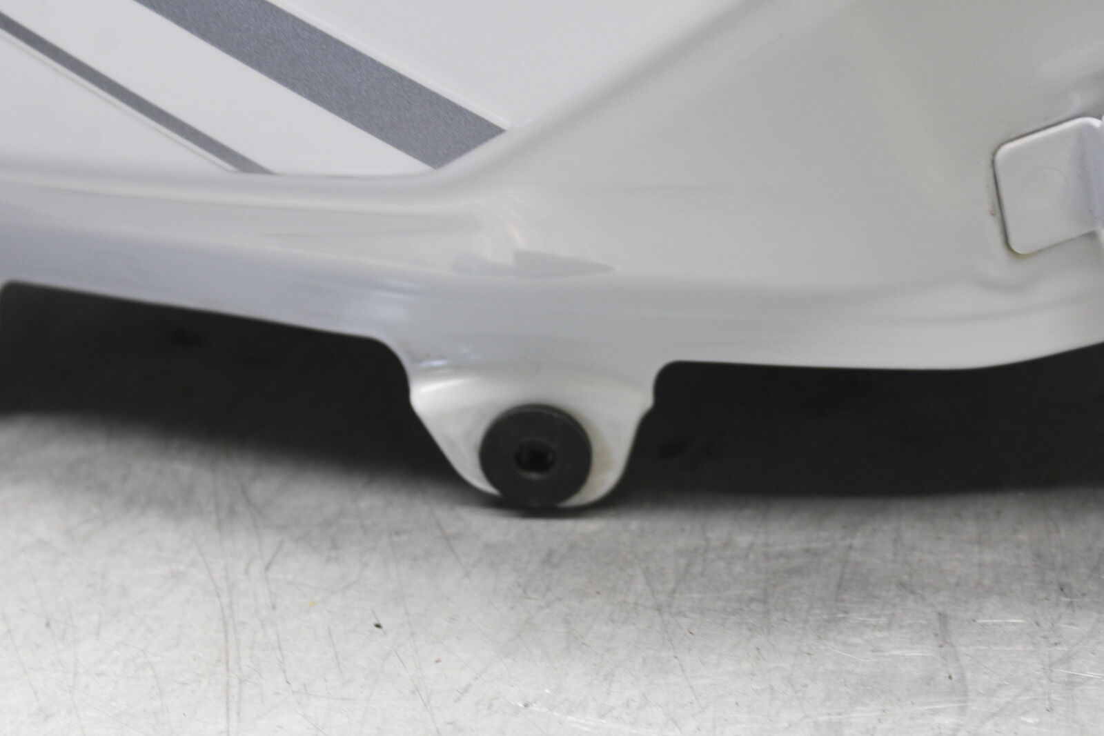 18-23 KAWASAKI NINJA 400 GAS TANK FUEL CELL PETROL RESERVOIR BB660