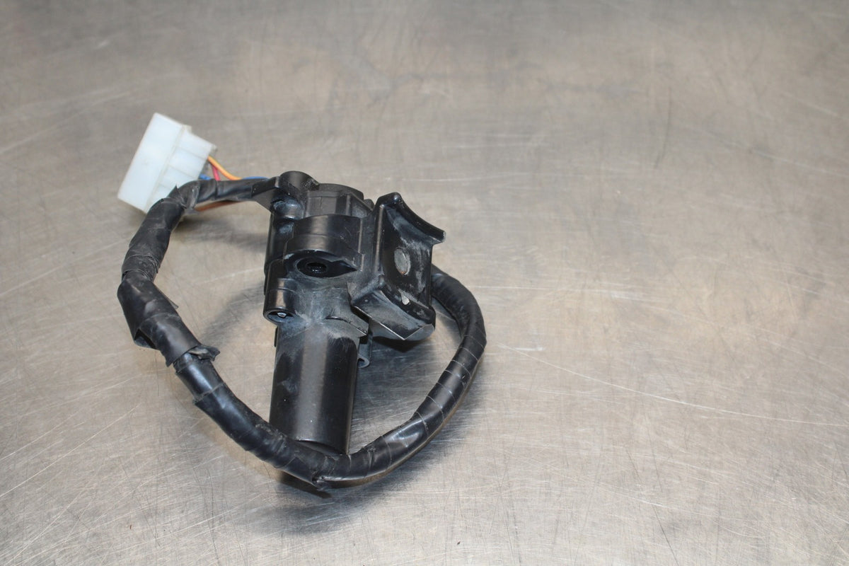 08-12 KAWASAKI NINJA 250R IGNITION LOCK NO KEY BB824