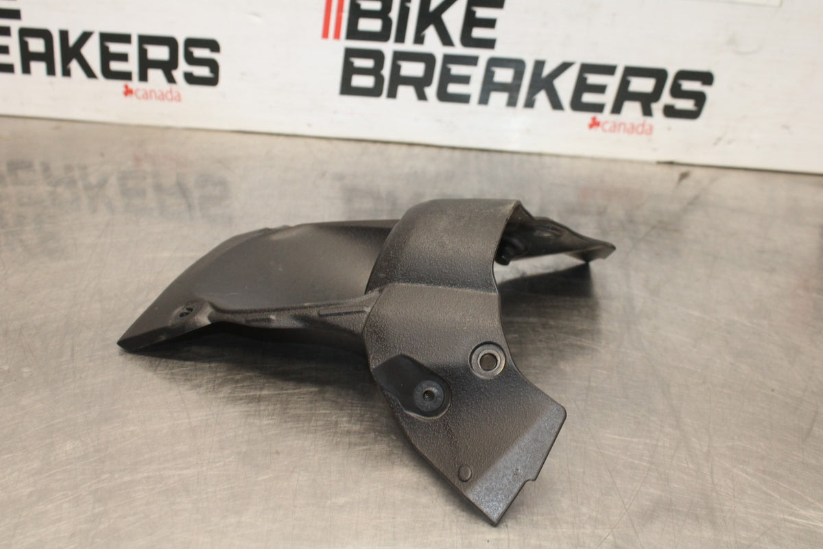25 KAWASAKI Z900 IGNITION TRIM PANEL COVER BB928