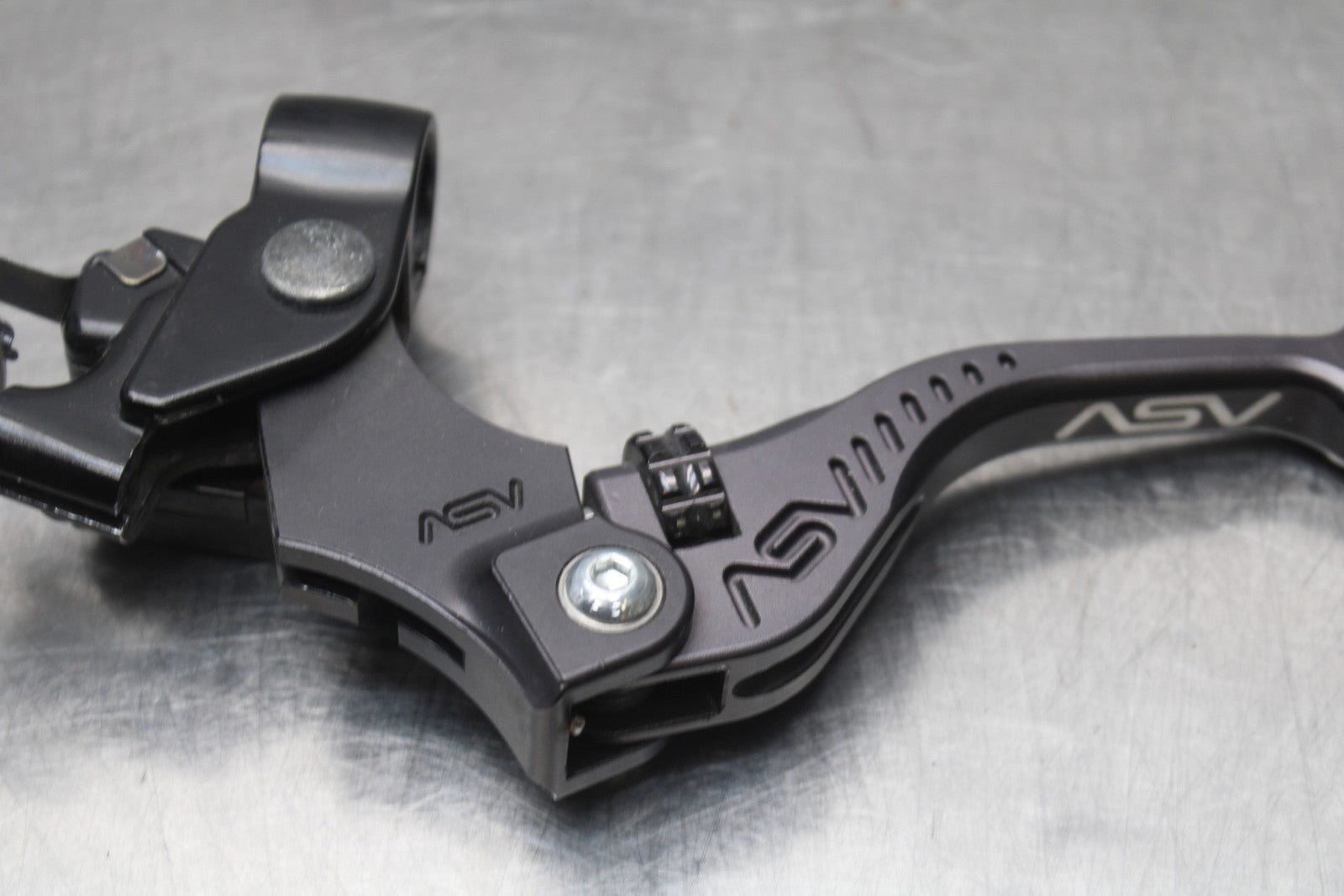 08-10 SUZUKI GSXR 600 CLUTCH PERCH MOUNT WITH ASV LEVER  BB202