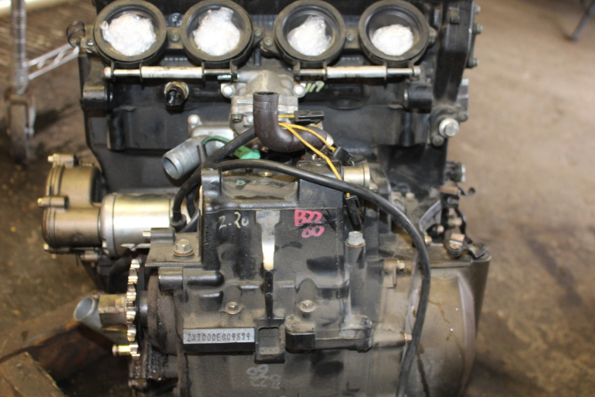 04-05 KAWASAKI NINJA ZX10R ENGINE MOTOR BB931